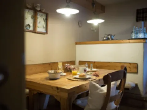 ดาส เชินแองเงอร์ โรงแรมในGrainau