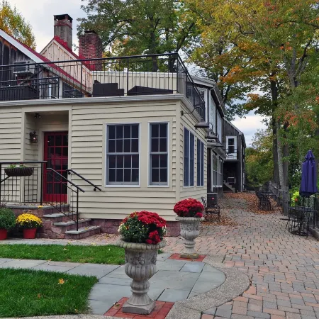 Lumberville 1740 House