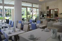 Hotel Meublè Nazionale - Airport Shuttle