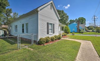 Bright Durham Home w/ Fully Furnished Deck!