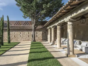 레 매종 드 호텔 파티큘리어