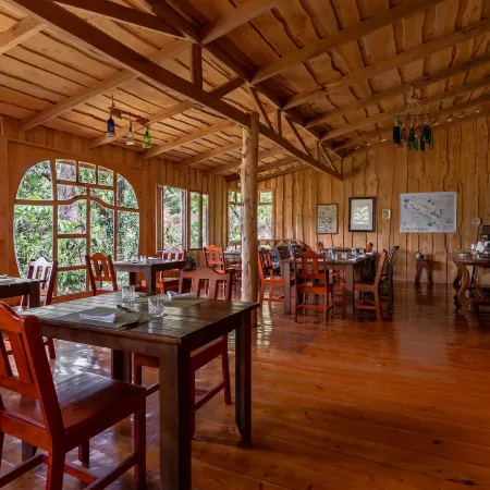 Cedrela Eco-Lodge & Restaurante