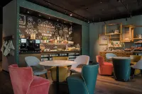 Motel One Hannover-Oper - Quầy bar