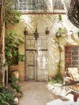 Riad Kbour & Chou - สวนน้ำ