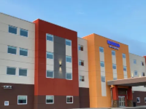 Meridian Inn & Suites Regina Airport Hotels in Regina