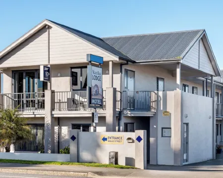 Asure Nautilus Lodge Motel Hotels in Motueka