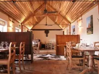 The Black Bull Inn Các khách sạn ở Haverhill