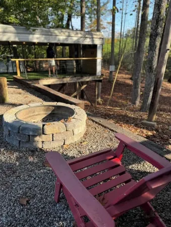 No Pets/Non Smoking 3-Bedroom Home in Counce with WiFi, AC Отели рядом с достопримечательностью «Парк штата Пиквик Ландинг»