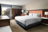 Hampton Inn Chambersburg - parking