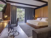 MX Grand Suites Hotels near Foro Shakespeare