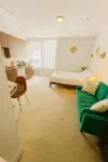 Modern Studio Retreat - Pool • Gym • Hot Tub • BBQ • MDR - Venice