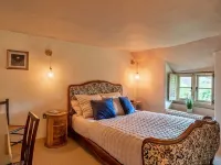 The Thatch at Winterborne Houghton
