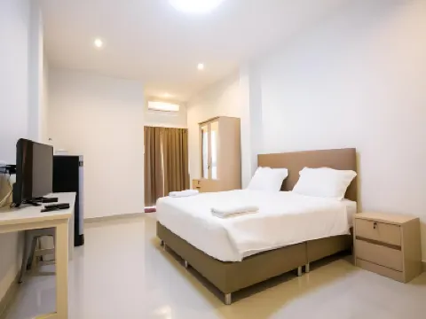 J-House Phetchaburi เจเฮาส์ เพชรบุรี โรงแรมใกล้อุทยานประวัติศาสตร์พระนครคีรี (เขาวัง)