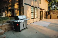 Spacious 7-bedroom cabin near Lake Cumberland