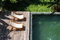 Scarlet Pavilion - Private Pools