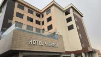 Hotel Shemron Hotels near Neemrana Fort