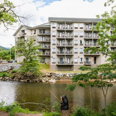 Twin Mountain Inn & Suites