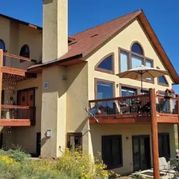 Elk Springs Ranch with grand mountain views with new frisbee disc golf course.