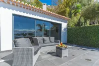 Palm Paradise by Atlantic Holiday