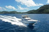Oleander -Hillside retreat near town with private pool & sunset views. Hotels near Lower Bay Beach