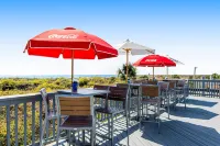 Stunning Views and Resort Amenities - Inviting Island Oasis