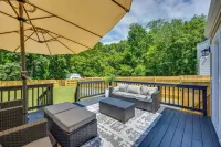 Modern Richmond Home w/ Deck, Close to Downtown! - 3 tähden