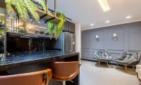 VAC - Beachfront Condo in Itajuba Beach