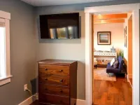 Back Bay Tuckaway Hotels in Wolfeboro