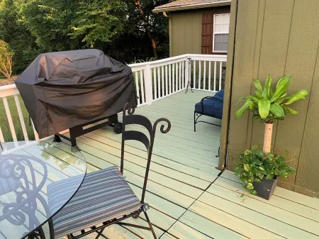 Mule Town Cottage, Historic Columbia TN. 3BR/2BA