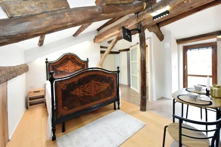 Belvedere Campanon historic apartment near medieval bell tower