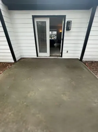 Charming 4-bedroom house in Alpharetta with WiFi and AC