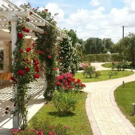 Villa Leralora - Olive Tree. Exclusive Pool Retreat