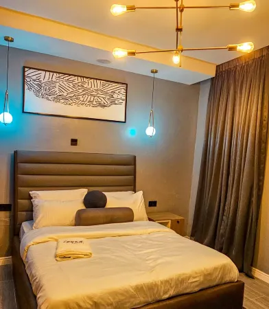 Orhue Suites Duplex with a Penthouse