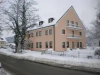Hotel Garni Illertal Hôtels à : Kirchdorf an der Iller