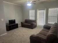 Cozy 2-bedroom apartment in marvelous Gallatin with WiFi, AC