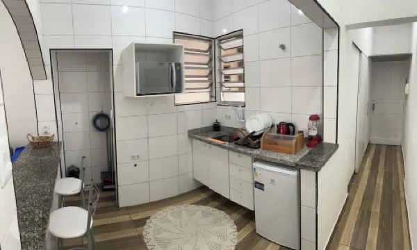 Beachfront Apartment in São Vicente, Biquinha Square, 1 minute from the beach!