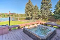 Moses Lake Retreat w/ Salt Water Hot Tub! - 3-Star