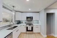 Cozy Split Level Pet Friendly Monthly Rental Home