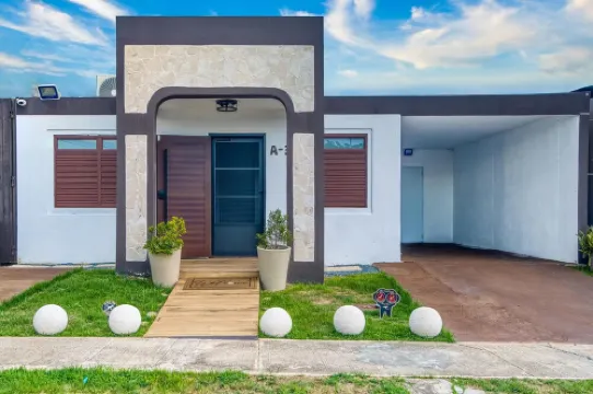 Villa Colon near beach and Top Attractions,  Wi-Fi