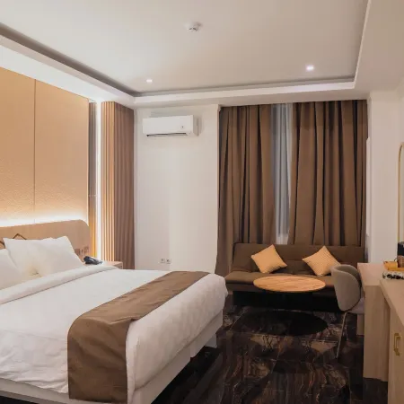 Fahira Hotel Syariah Padang