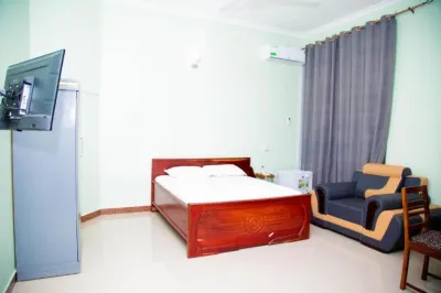 Joleen Safari Park Hotels near Chamazi Catholic Church