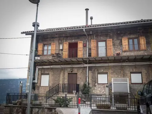 Serene mountain corner Hotels in Cercs