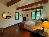 10 Acre Country Estate with Pool, Hot Tub & Views!