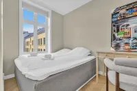Urban Elegant Apartment