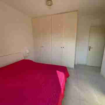 3V Apartments UGO WITH POOL Rooms