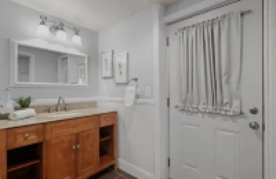 Charming Studio-bedroom house with AC and WiFi in lovely Belmont