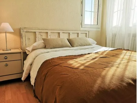 Nice house with garden CASASOLA Отели в г. Сан-Кристобаль-де-Сеговия