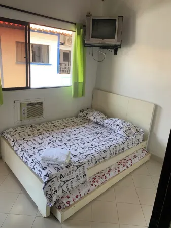 One block from the sea, tourist boardwalk! Ideal apartment for families. Отели в г. Толу