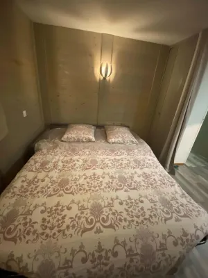 south-east apartment with superb corner balcony and separate entrance! Hotels in Les Avanchers-Valmorel