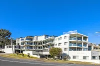 Bayview Towers 10 With Harbour Views